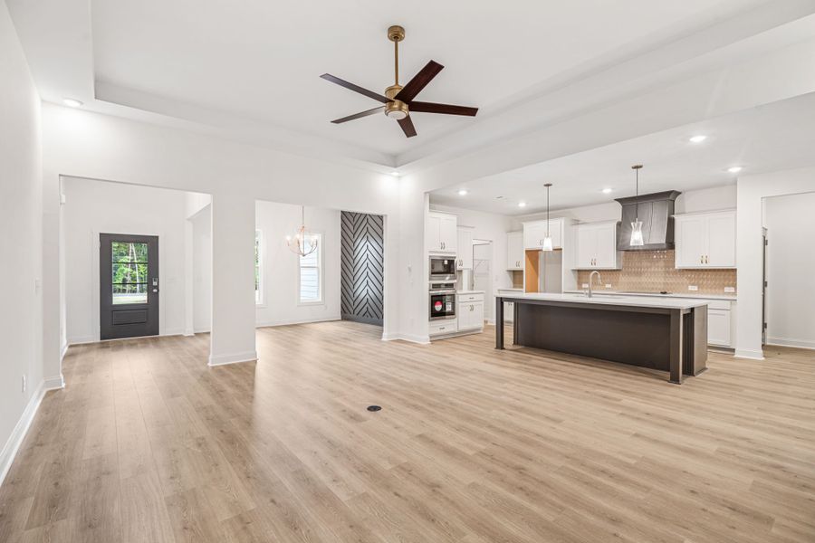 Spacious, unfurnished interior of a new home in Flint Farms, Concord (Image 35).