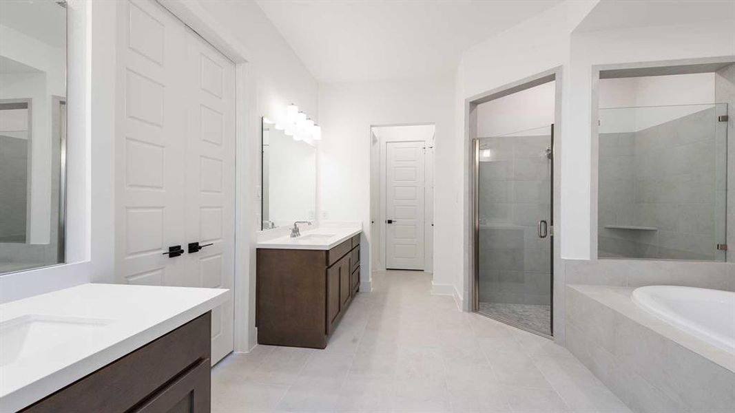 Furnished interior view inside a new home in Hillstead 60', Lavon (Image 8).