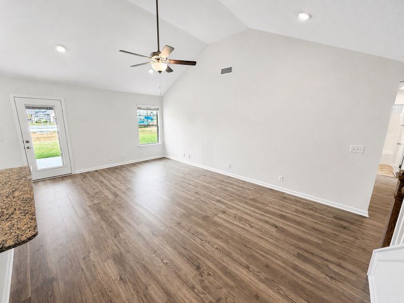 Spacious, unfurnished interior of a new home in Salem Landing, Rockvale (Image 12).