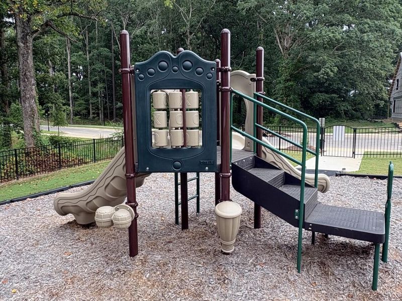 Community amenities in Woodland Crossing, Zebulon (Image 46).