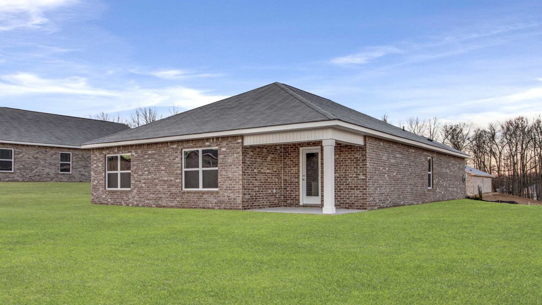Exterior details and patio area of a home in Bailey Park, Fayetteville (Image 3).