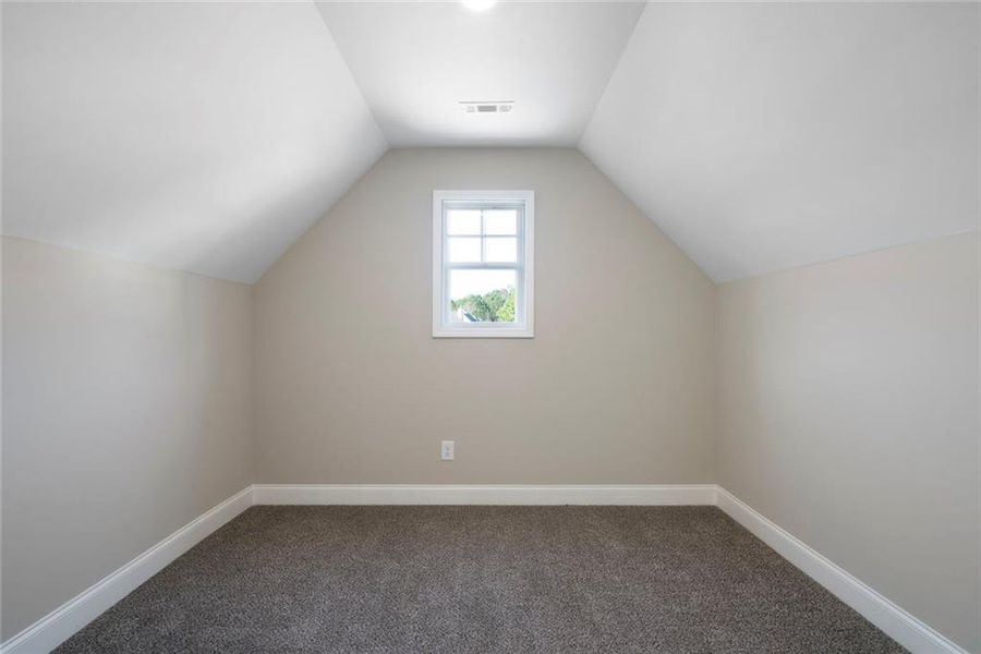 Spacious, unfurnished interior of a new home in Benson Estates, Dallas (Image 17). Spacious, unfurnished interior of a new home in Benson Estates, Dallas (Image 17).