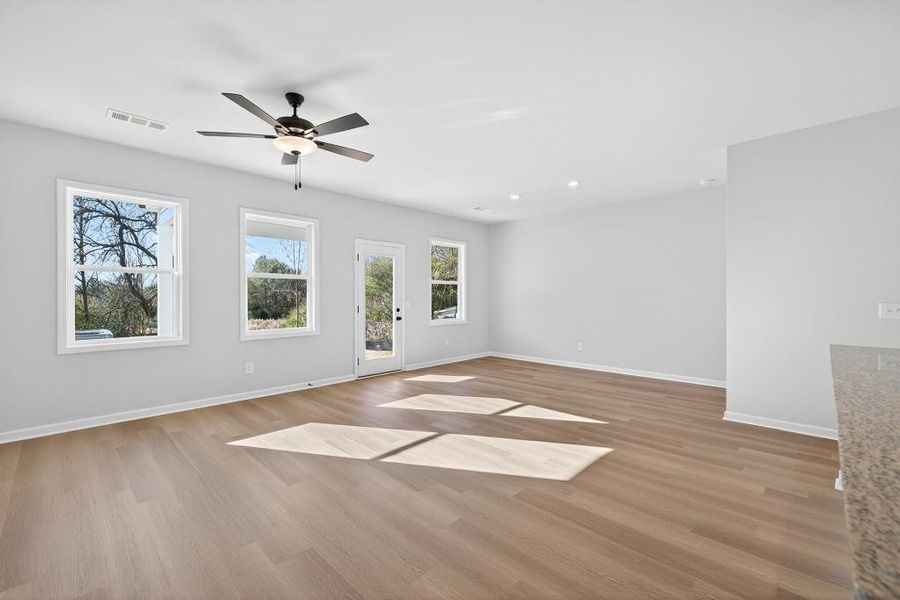 Spacious, unfurnished interior of a new home in , Commerce (Image 27).