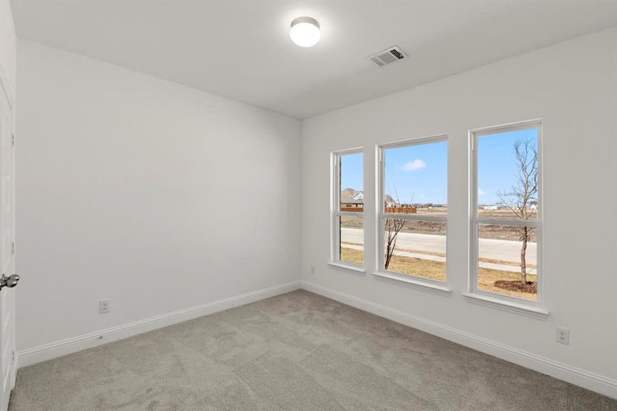 3_04. 510 Front Davis - Bed 2