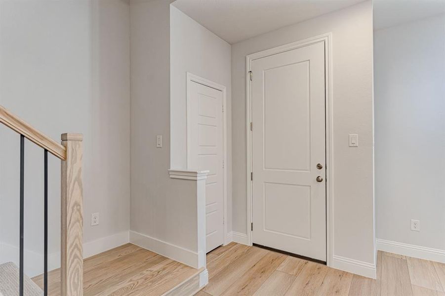 Spacious, unfurnished interior of a new home in , Fort Worth (Image 19).