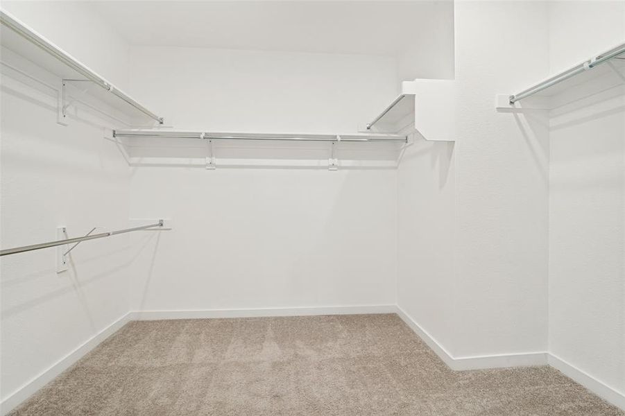 Spacious, unfurnished interior of a new home in , Mesquite (Image 18).