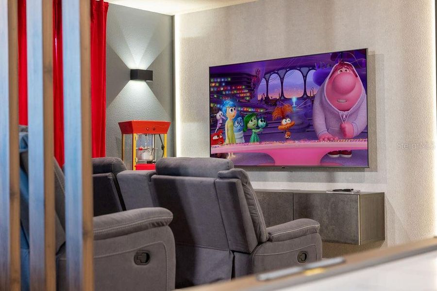 Furnished interior view inside a new home in , Clermont (Image 59).