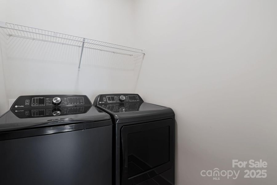 Close-up of interior finishes inside a home in , Seven Devils (Image 18).