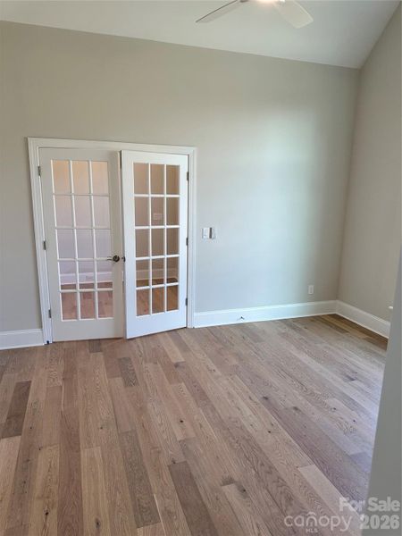 Spacious, unfurnished interior of a new home in , Salisbury (Image 22).