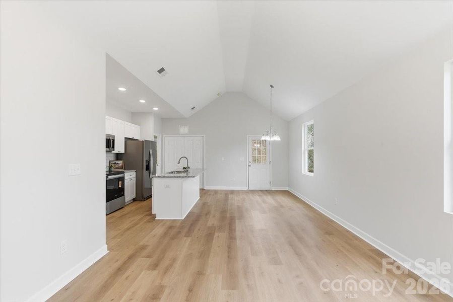 Spacious, unfurnished interior of a new home in , Shelby (Image 21).