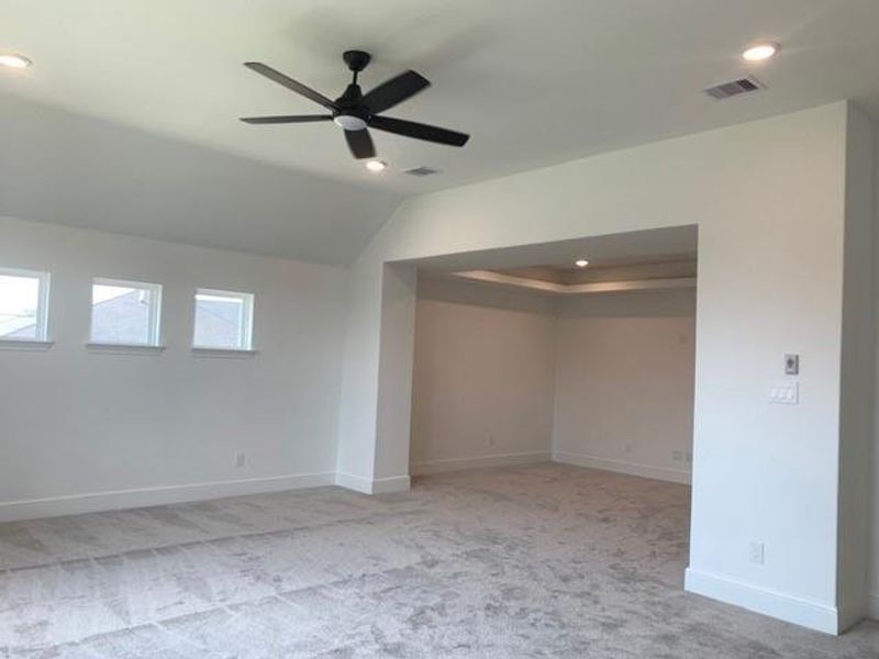 Spacious, unfurnished interior of a new home in Dunham Pointe, Cypress (Image 32).