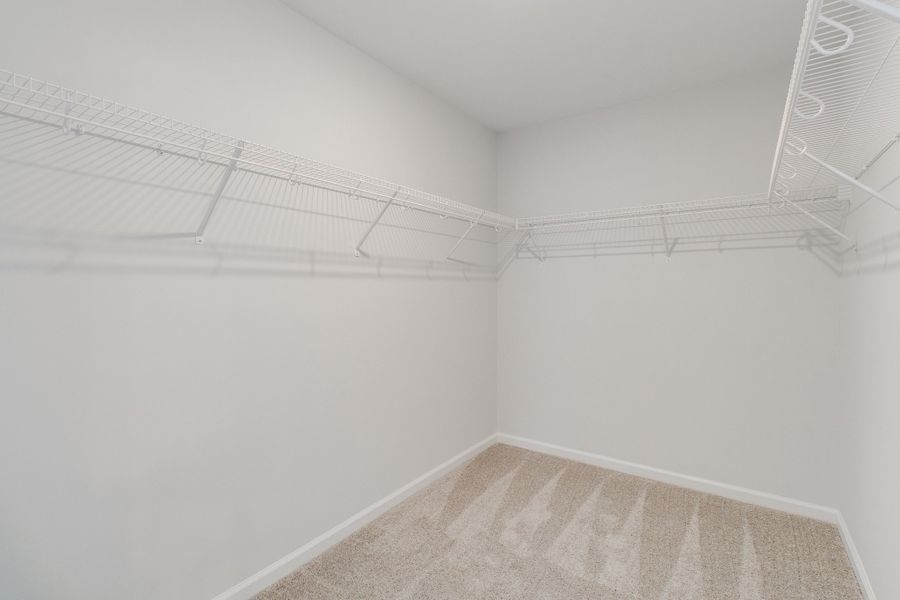 Spacious, unfurnished interior of a new home in Ellington, Elgin (Image 30).