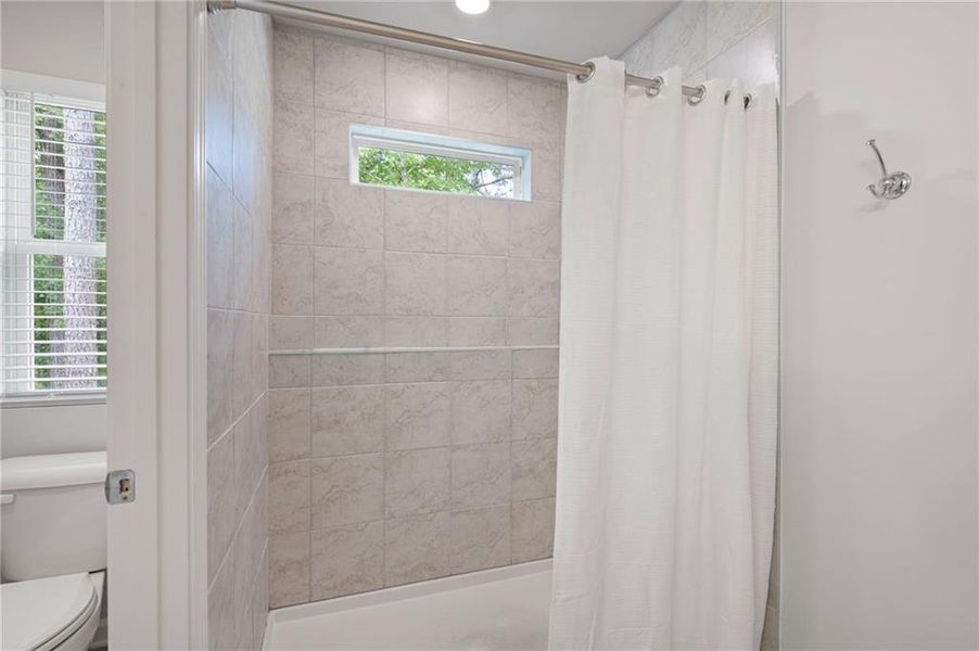 Image 34 of a home in .