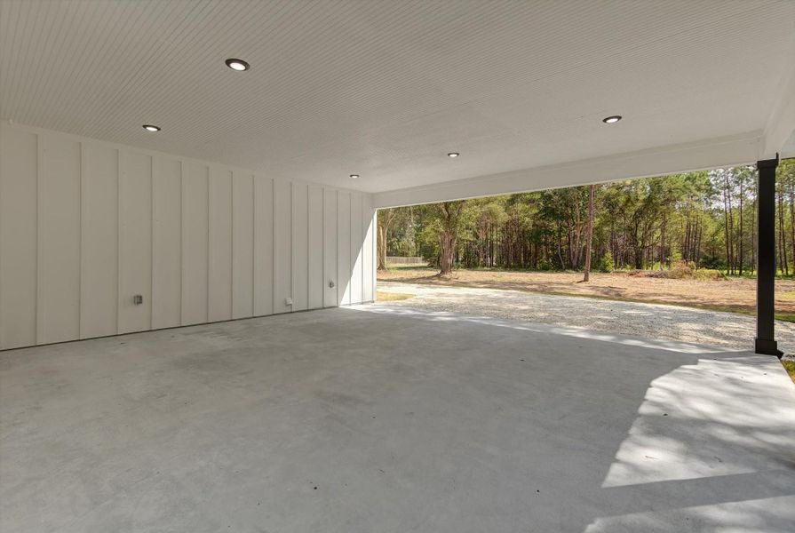 Image 32 of a home in . Image 32 of a home in .