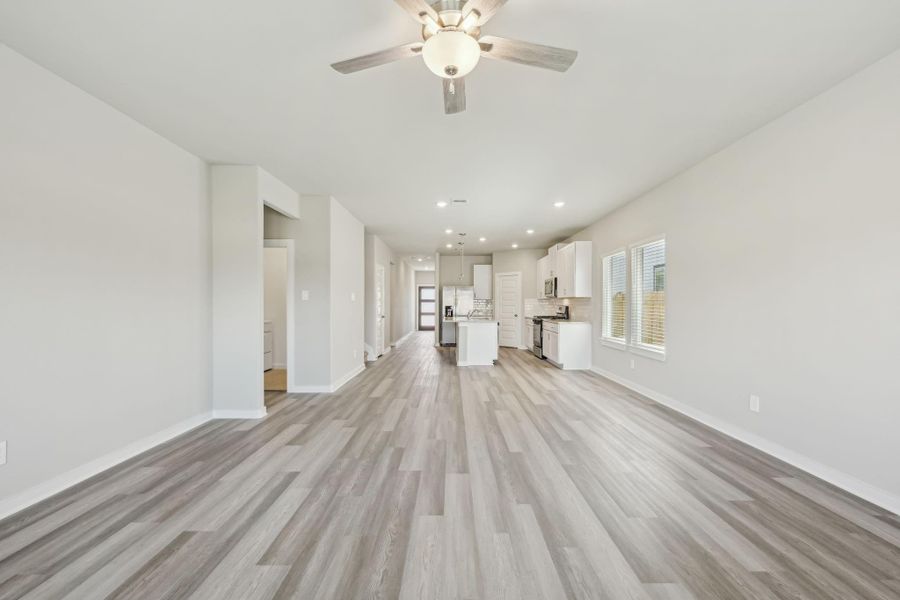 Photo is not of the actual home but is an inspirational photo of builder’s model home and may depict options, furnishings, and/or decorator features that are not included. Photo is not of the actual home but is an inspirational photo of builder’s model home and may depict options, furnishings, and/or decorator features that are not included.