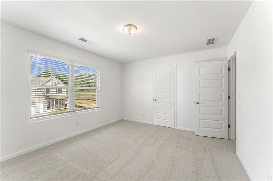 Spacious, unfurnished interior of a new home in Oakhill Estates, Adairsville (Image 10).