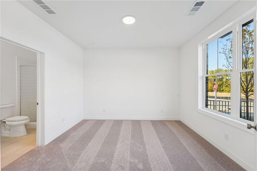 Spacious, unfurnished interior of a new home in Palisades Townhomes, Cumming (Image 20).