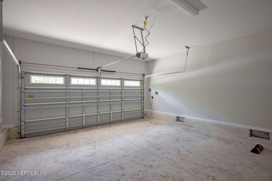 Spacious, unfurnished interior of a new home in , Jacksonville (Image 51). Spacious, unfurnished interior of a new home in , Jacksonville (Image 51).