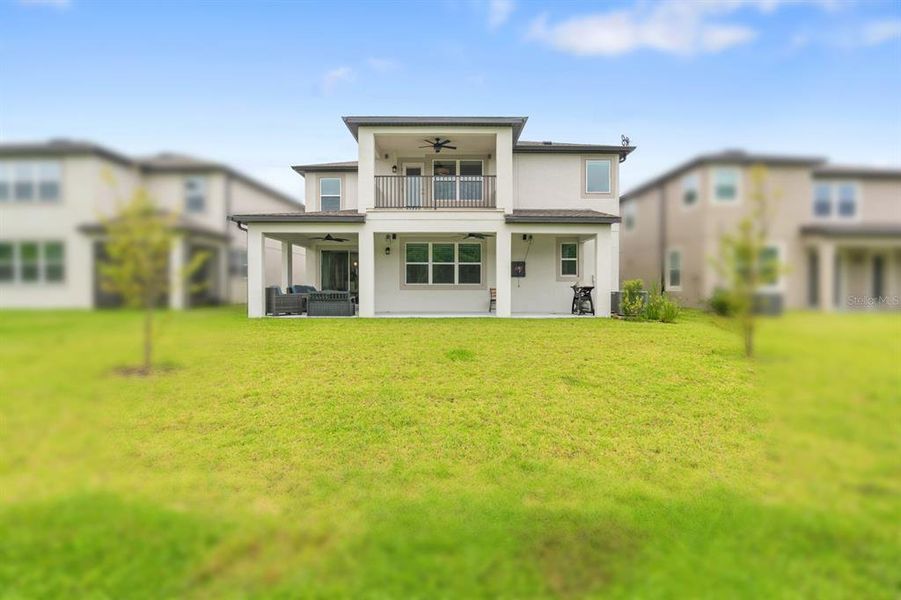 Exterior details and patio area of a home in , Tampa (Image 38).
