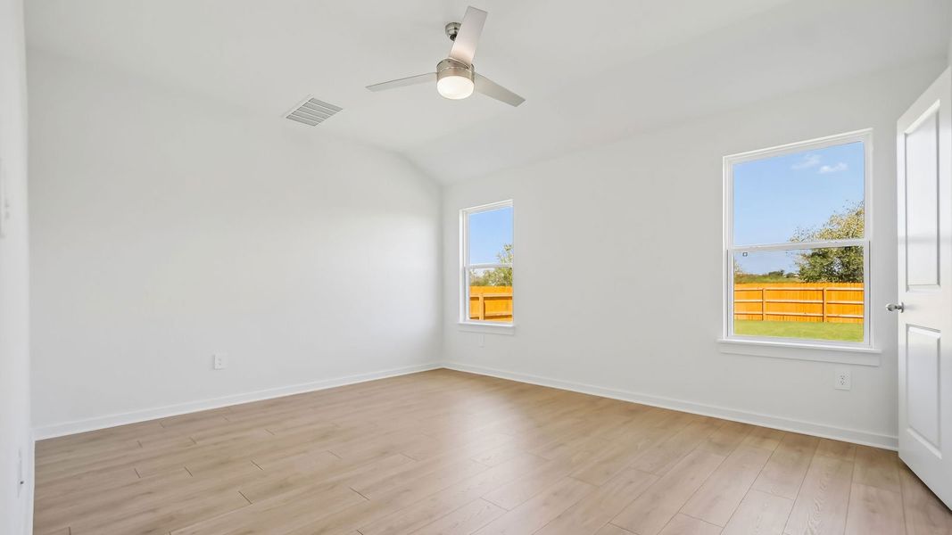 Spacious, unfurnished interior of a new home in Trails at Wildhorse, Austin (Image 35).