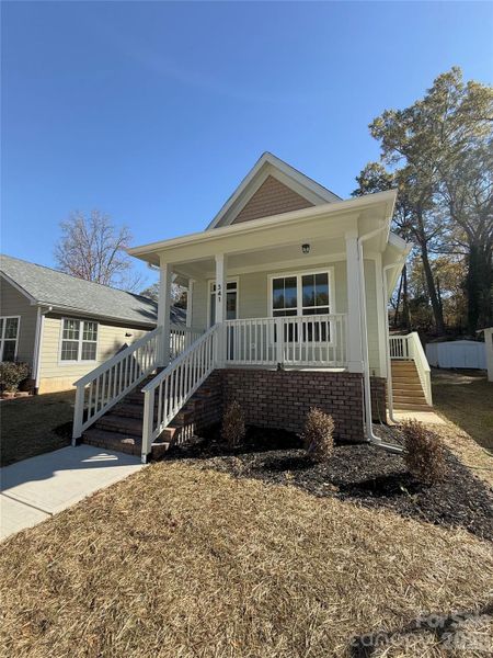 Exterior details and patio area of a home in , Concord (Image 3).