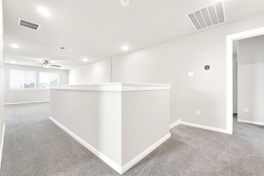 Spacious, unfurnished interior of a new home in Jordan Ranch 45' Homesites, Fulshear (Image 39).