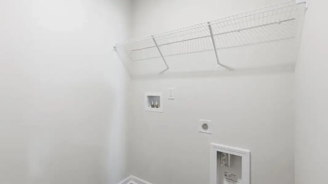 Spacious, unfurnished interior of a new home in Waverly Station, Greenwood (Image 34).