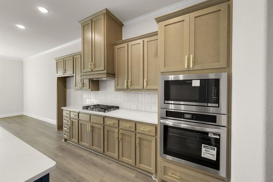 3012 Valley View- Kitchen-4