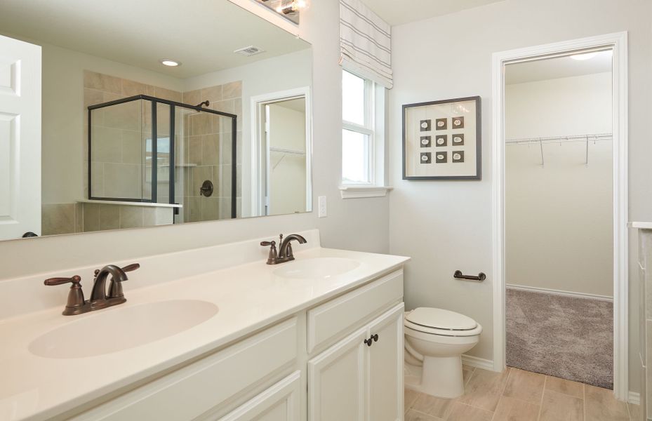 Representative furnished interior of a home built from the Springfield by Centex in Pinara Pines, Conroe (Image 8). Representative furnished interior of a home built from the Springfield by Centex in Pinara Pines, Conroe (Image 8).