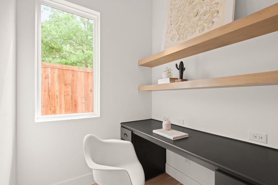 Furnished interior view inside a new home in , Dallas (Image 24).