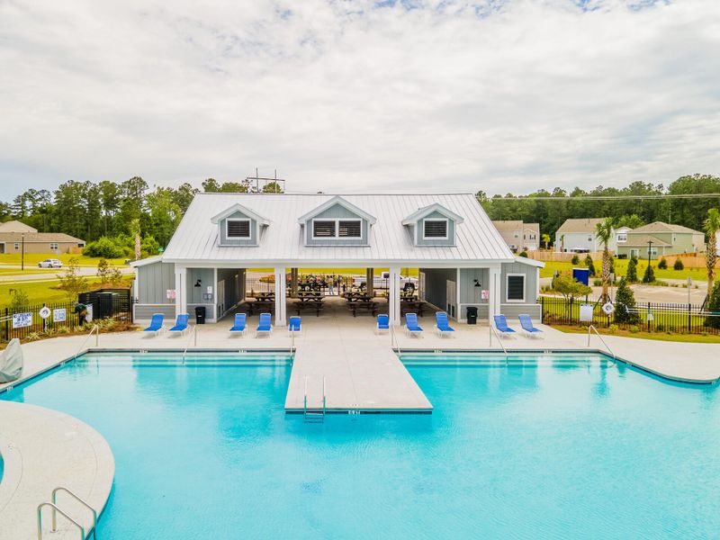 Community amenities in , Summerville (Image 37).