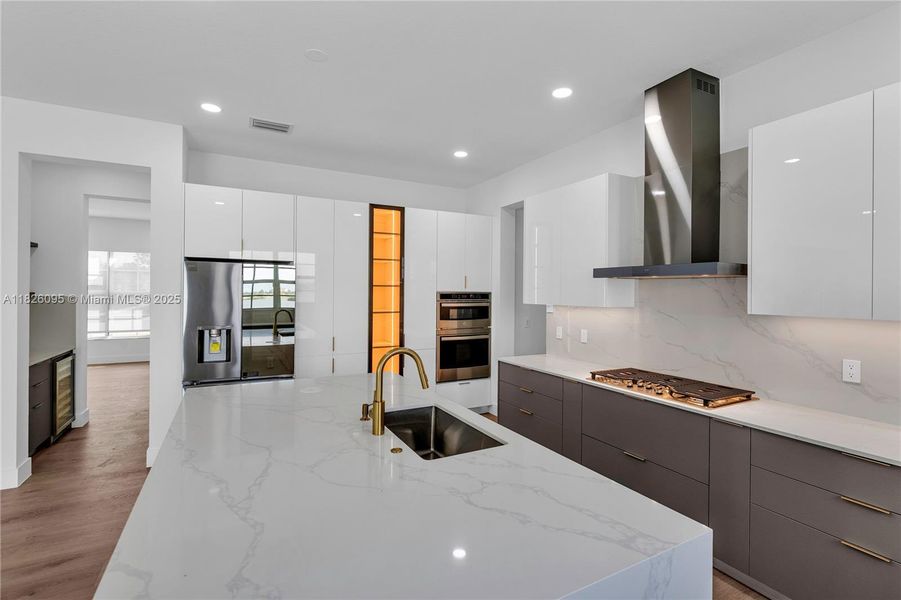 Furnished interior view inside a new home in Arden: The Waterford Collection, Loxahatchee (Image 40).