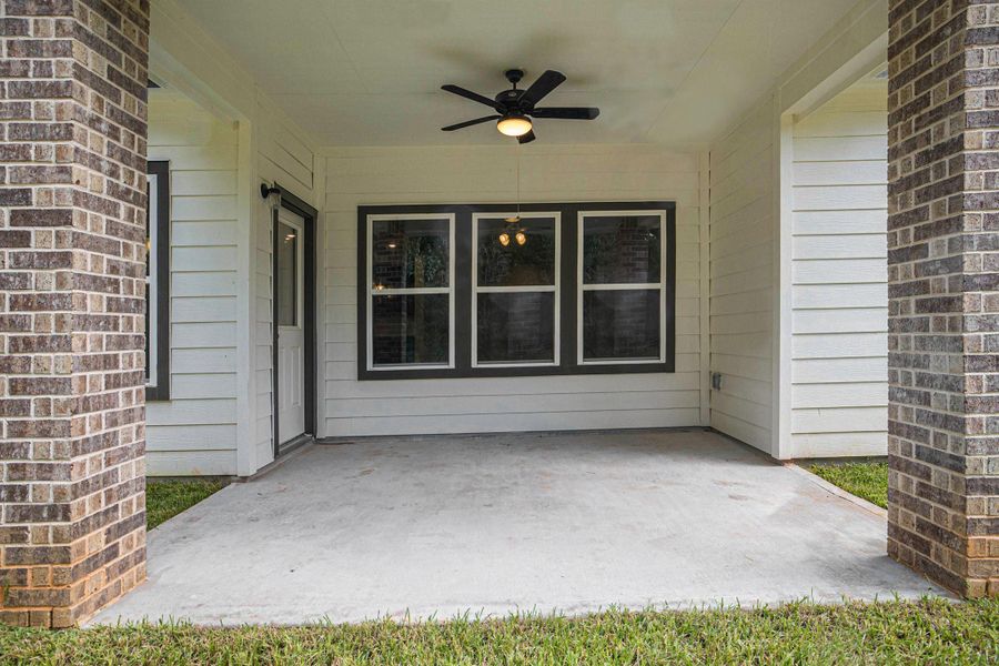Image 34 of a home in Oakwood Ranch. Image 34 of a home in Oakwood Ranch.