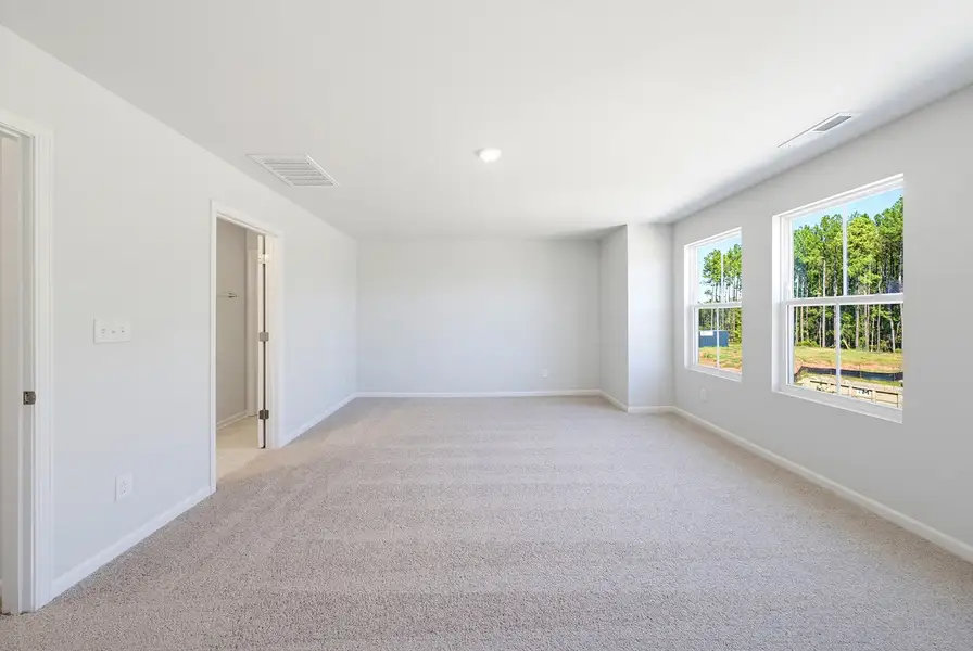 Spacious, unfurnished interior of a new home in Sweetbrier, Durham (Image 18).