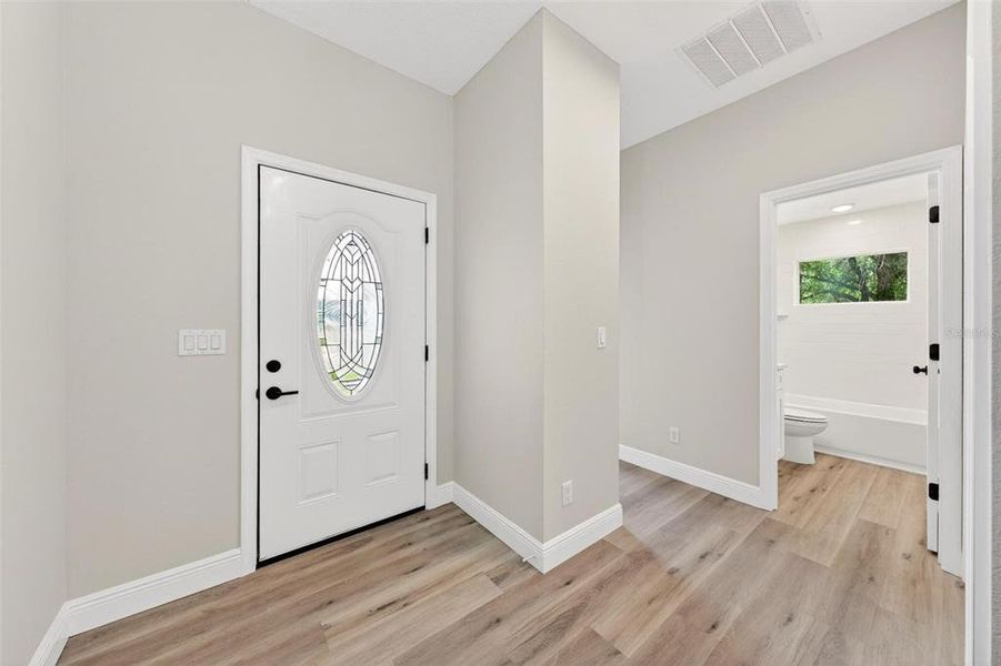 Spacious, unfurnished interior of a new home in , Eustis (Image 42).