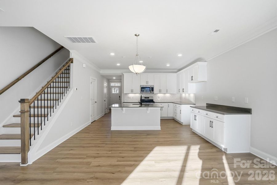 Image 46 of a home in Harrisburg Village.