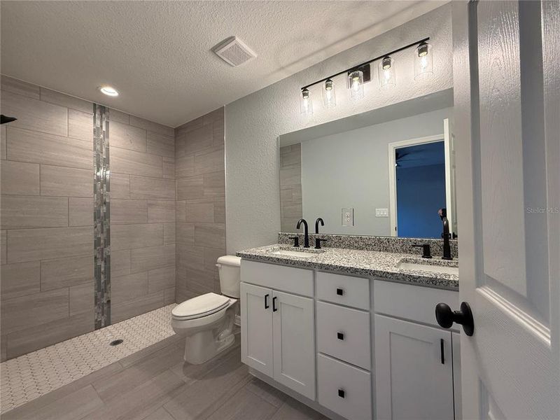 Furnished interior view inside a new home in , Dunnellon (Image 8).