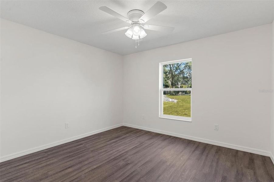 Spacious, unfurnished interior of a new home in , Leesburg (Image 32).