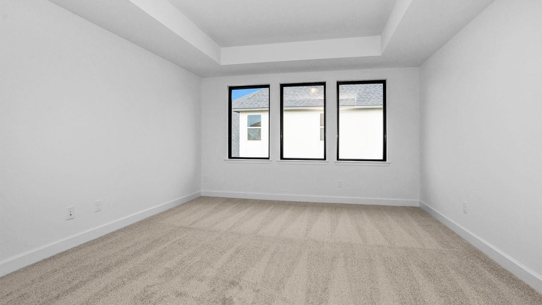 Spacious, unfurnished interior of a new home in Meridiana 70', Manvel (Image 11).