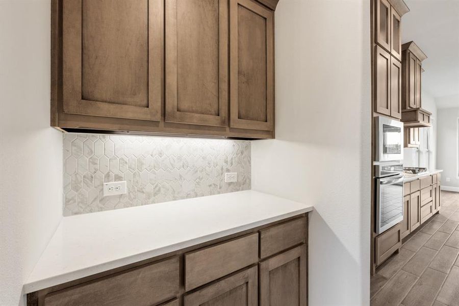 Furnished interior view inside a new home in Sonoma Verde, McLendon-Chisholm (Image 8).