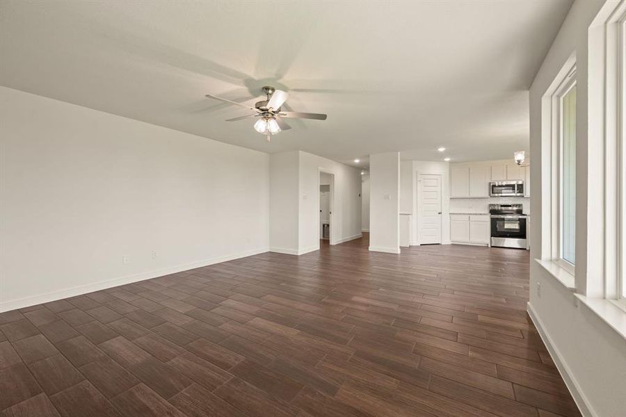 Spacious, unfurnished interior of a new home in Gatlin Ranch, Springtown (Image 25). Spacious, unfurnished interior of a new home in Gatlin Ranch, Springtown (Image 25).
