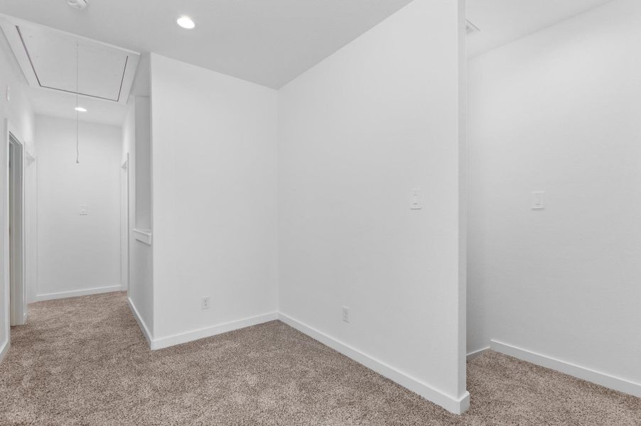 Built in desk space area upsatirs Photos from previous listing Built in desk space area upsatirs Photos from previous listing