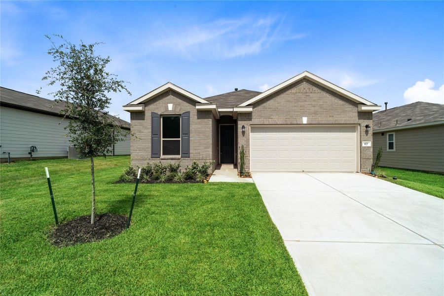 Don’t miss your opportunity to own this stunning new construction home—schedule your private showing today! Don’t miss your opportunity to own this stunning new construction home—schedule your private showing today!
