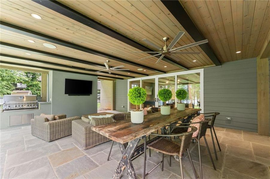 Exterior details and patio area of a home in , Dawsonville (Image 27).