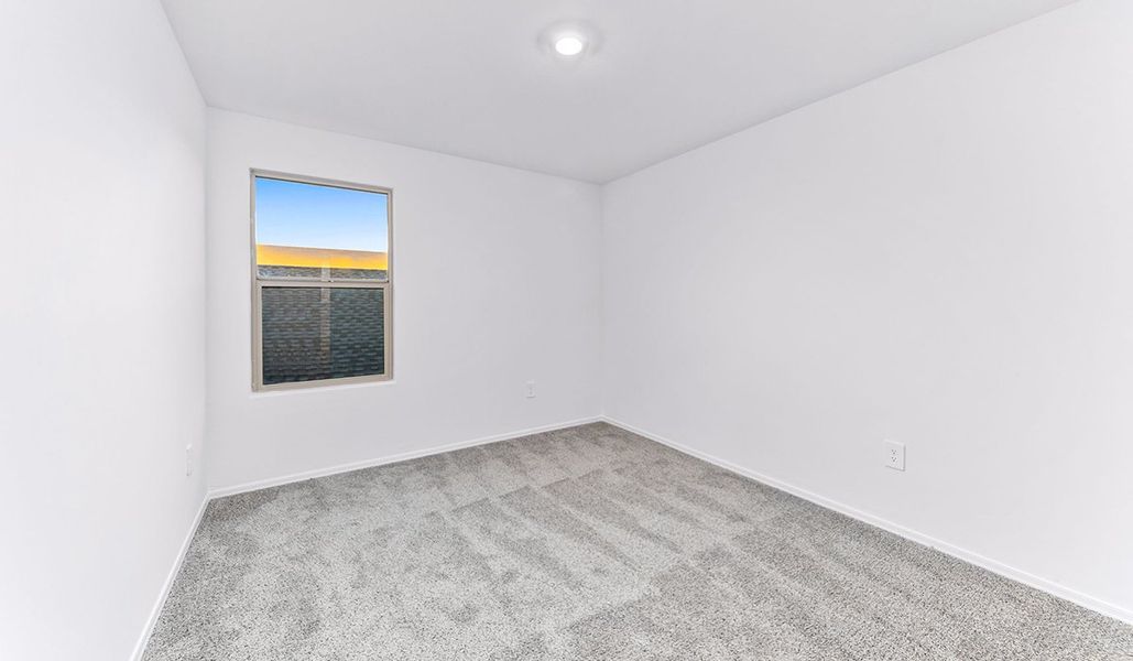 Spacious, unfurnished interior of a new home in Blackhawk, Tucson (Image 34).