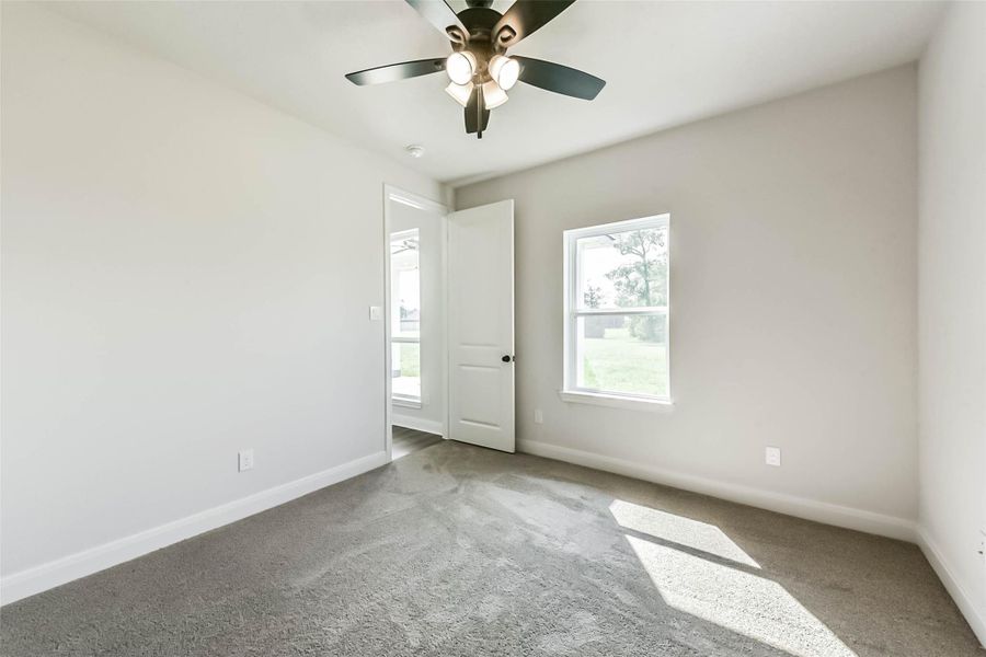 Spacious, unfurnished interior of a new home in , Baytown (Image 28).