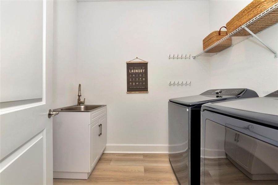 Close-up of interior finishes inside a home in Skye Ranch Community Group Page, Sarasota (Image 20).