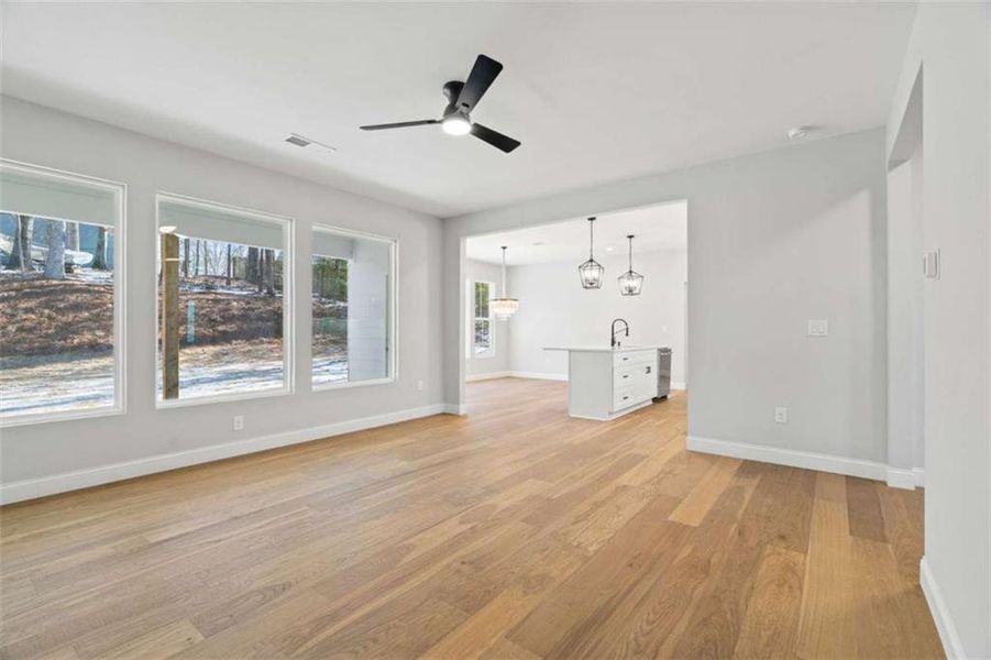 Spacious, unfurnished interior of a new home in , Gainesville (Image 35).