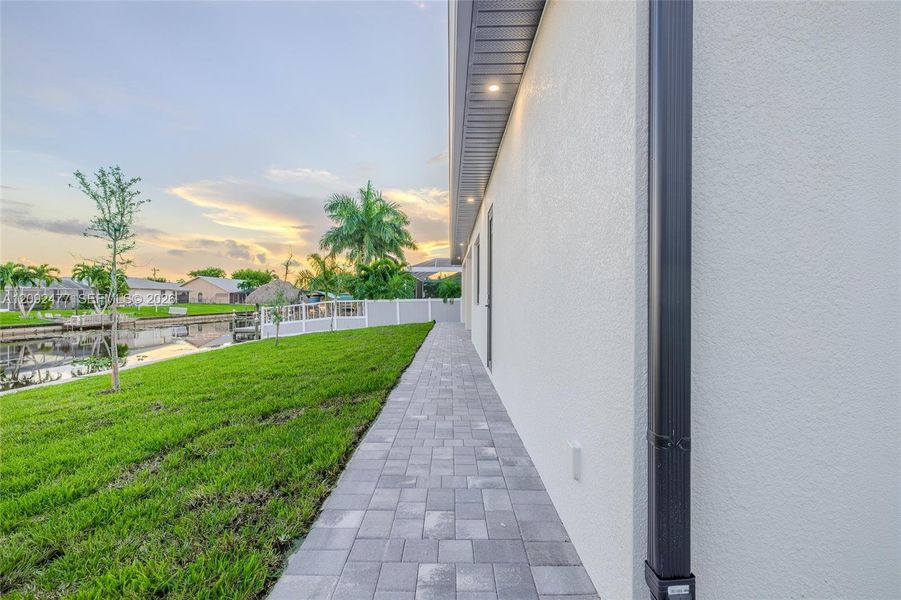 Exterior details and patio area of a home in , Cape Coral (Image 4). Exterior details and patio area of a home in , Cape Coral (Image 4).