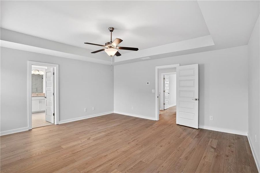 Spacious, unfurnished interior of a new home in The Fairways at Mirror Lake, Villa Rica (Image 20).